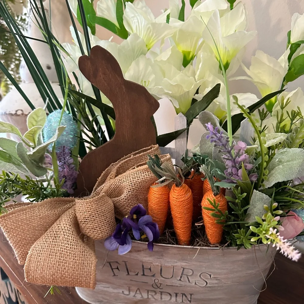 Spring Bunny Patch - Picture 2 of 3